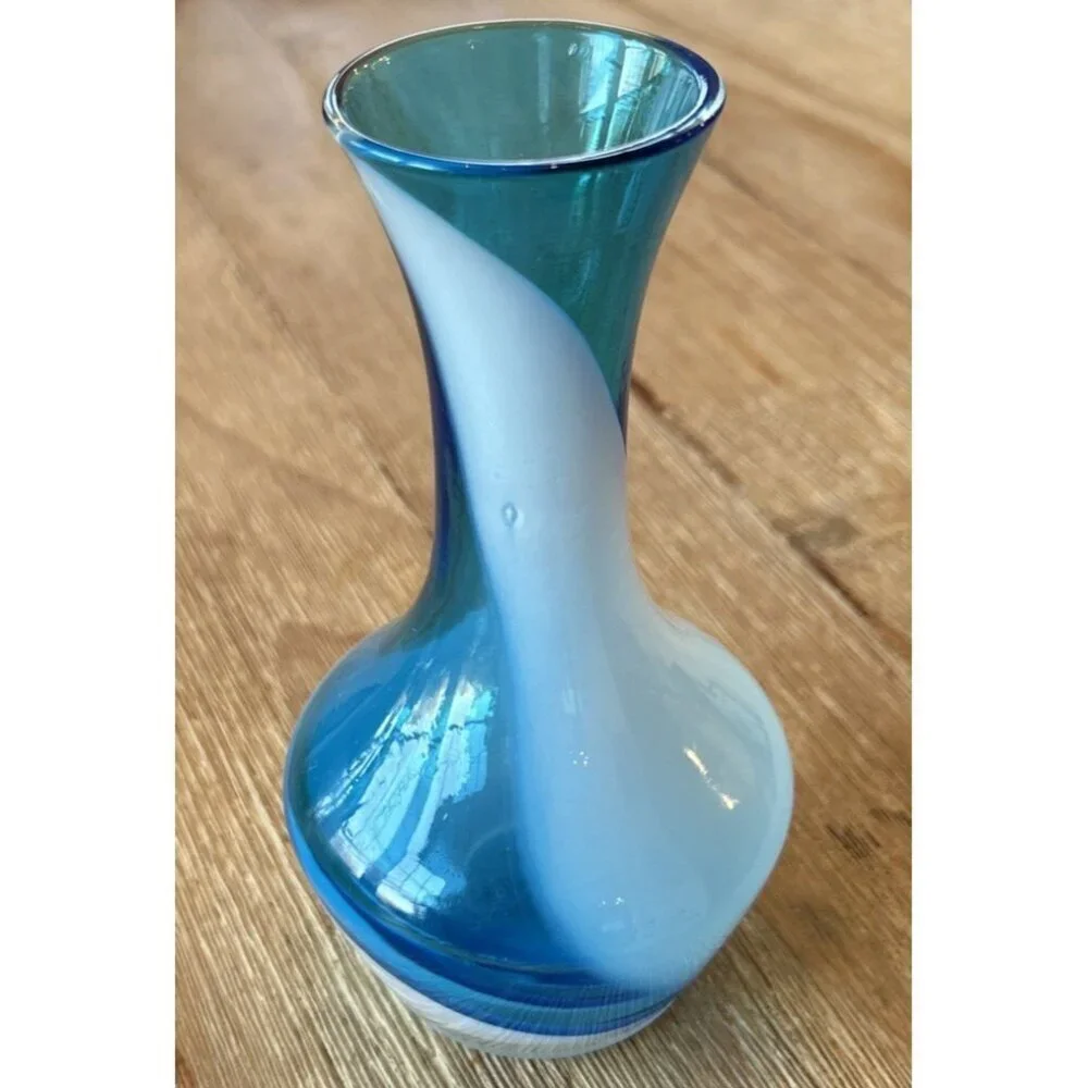 Vintage Hand Blown Glass Blue Swirl Bud Vase 5.75” H